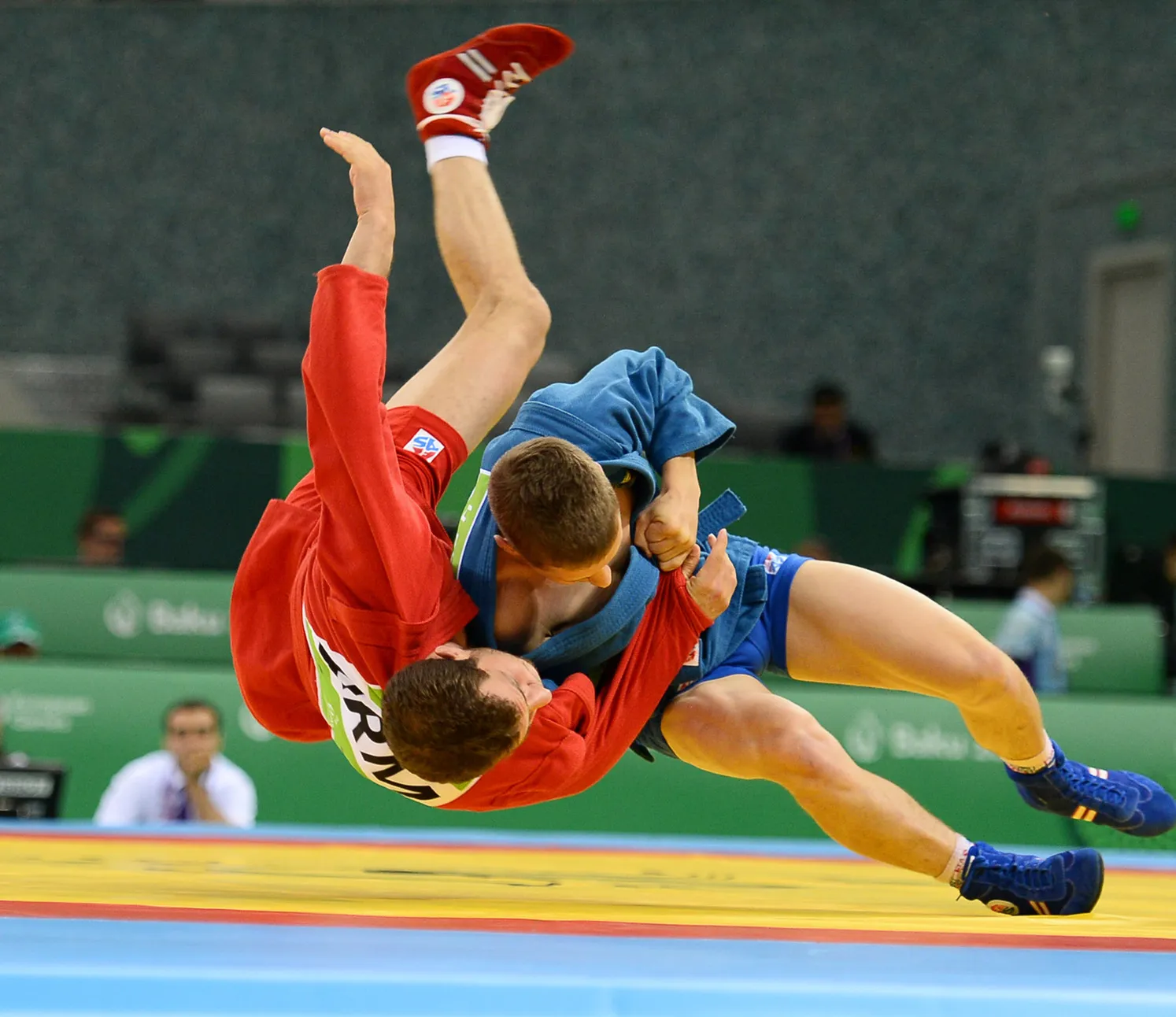 Sport et combat Sambo : systeme hybride russe de MMA